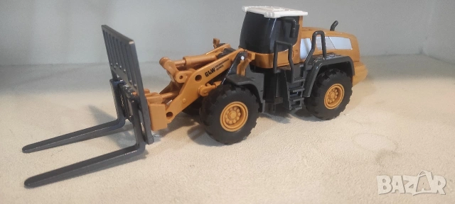 Модели камиони мащаб 1:50, снимка 13 - Колекции - 50838056