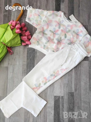Дамски комплект на цветя , снимка 3 - Спортни екипи - 51098448