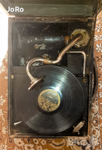 Стар Грамофон Zenith , снимка 3 - Антикварни и старинни предмети - 52846222