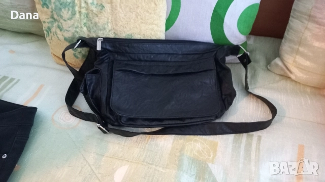 Дамска чанта през рамо 