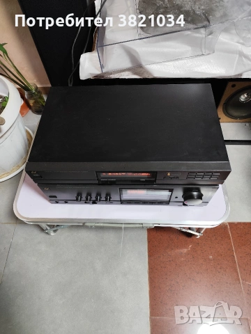 Продавам усилвател Universum V46012+ 3 бандов тунер Т46010, снимка 2 - Ресийвъри, усилватели, смесителни пултове - 53881835