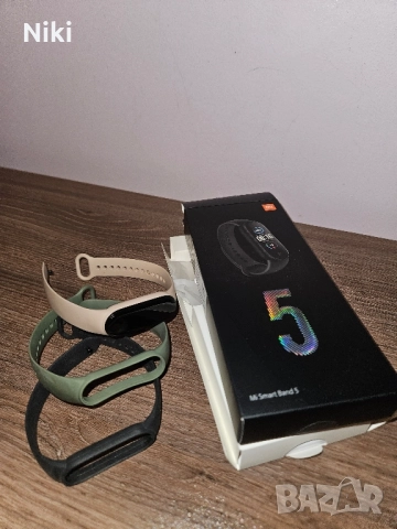 Xiaomi Mi smart band 5 смарт часовник
