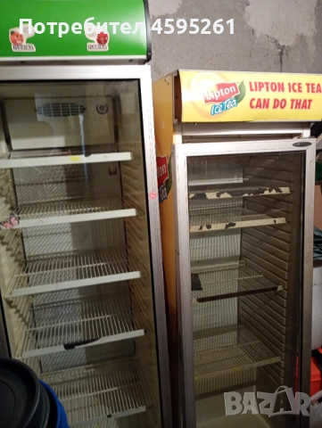 Продавам 2 хладилни витрини