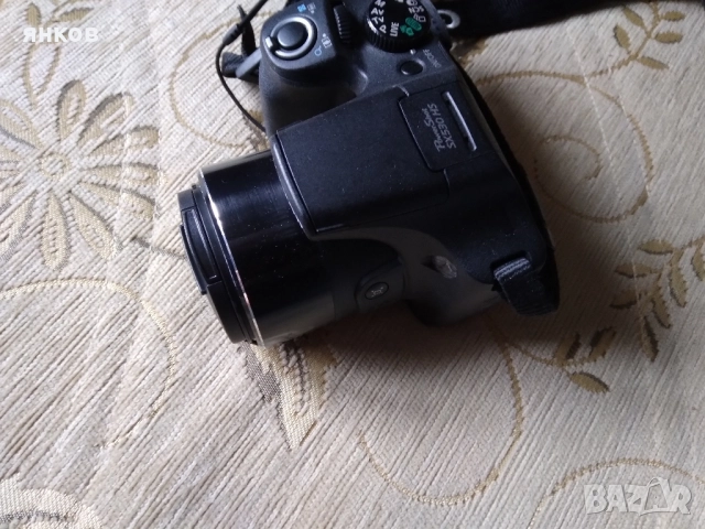 Предлагам фото камера Canon SX530HS.