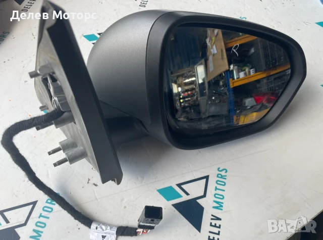Огледало дясно с мъртва зона 963016324R от Dacia Duster 2 1.3 TCe двигател H5H494, 4x4, 150 кс.
