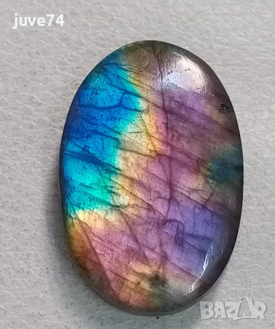 МНОГОЦВЕТЕН ЛАБРАДОРИТ 28х19 мм. 31 кт. , снимка 1