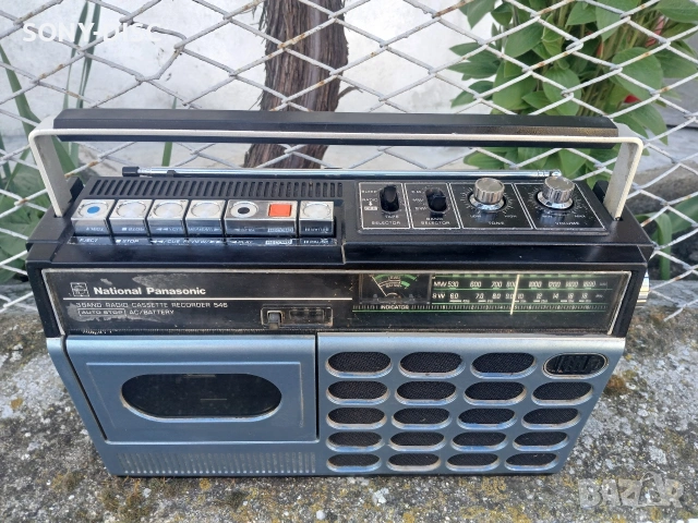 ПРОДАВАМ РЕТРО КАСЕТОФОН 1978Г ( NACIONAL PANASONIC - RQ-546FJS JAPAN) , снимка 2 - Радиокасетофони, транзистори - 54132459