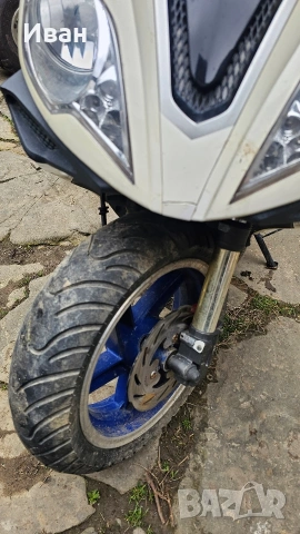 скутер 50 кубика , снимка 2 - Мотоциклети и мототехника - 54191090