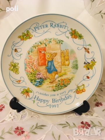 порцеланова чиния за стена Petter Rabbit , снимка 1 - Декорация за дома - 46157734