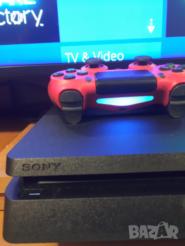 Перфектен Sony PlayStation Slim Fortnite Edition Плейстейшън PS4 с акаунт с игри, СТАВА за ХАК OFW11, снимка 4 - PlayStation конзоли - 45061495