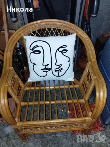 Стол от ратан