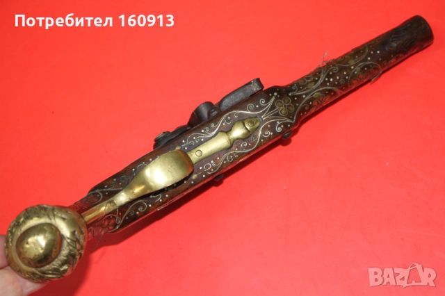 Кремъчен пистолет с орнаменти и сребро по цевта. Работещ., снимка 9 - Антикварни и старинни предмети - 52828988
