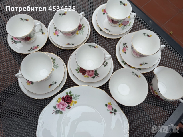 Винтидж английски порцеланов сервиз Gainsborough Bone China B47 “Roses” – 20 части, снимка 2 - Антикварни и старинни предмети - 52087117
