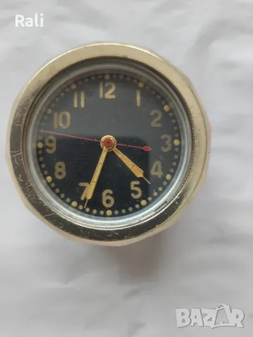 Часовник за вграждане мълния 