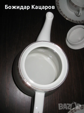 Красив, стар български порцеланов сервиз, за четири човека.Цена 30 лева.Пращам по Екнот., снимка 5 - Сервизи - 50538752