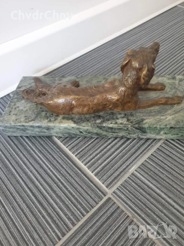 Parvis статуетка 30см-5кг/стара френска бронзова скулптура/фигура на куче-сетер/зелен мрамор, снимка 2 - Антикварни и старинни предмети - 51325012