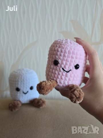 Ръчно плетени на една кука Маршмелоу, снимка 3 - Други - 52109804