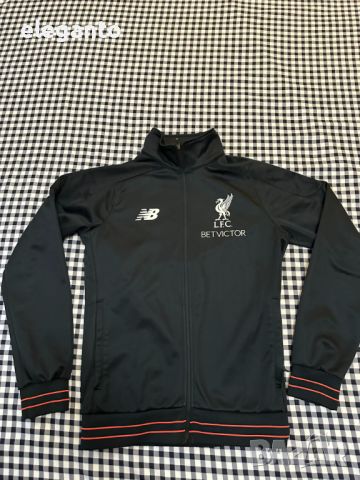 New Balance LIVERPOOL мъжко софт шел горнище Размер С, снимка 2 - Спортни дрехи, екипи - 45716881