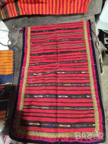 Автентични тъкани предмети от народна носия – престилки и торба , снимка 4 - Антикварни и старинни предмети - 53135457