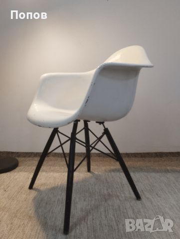 СТОЛ EAMES HERMAN MILLER DAX ОТ ФИБРОСТЪКЛО , снимка 7 - Столове - 45983956