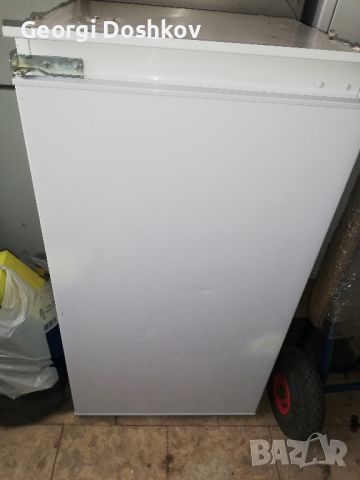 хладилник с камера, снимка 1 - Хладилници - 46447444