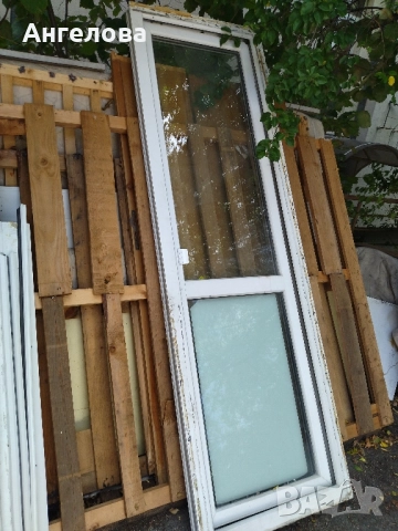 Врата от вртатопрозорец