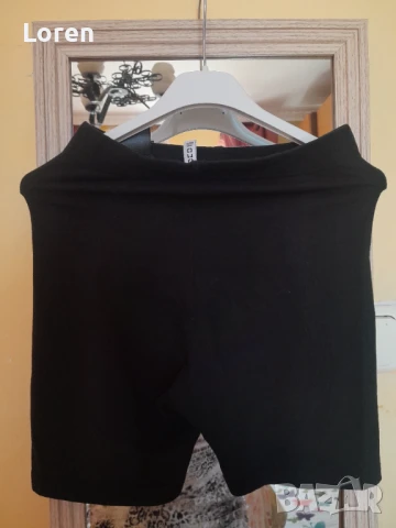 *Divided H@M*Късо черно памучна клинче