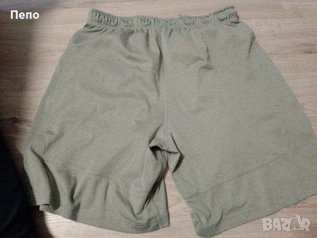 Гащи Nike, снимка 5 - Къси панталони - 54173561