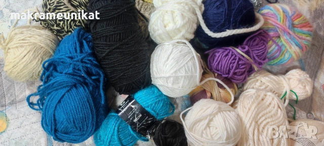 Продавам 2кг дебела прежда, различни цветове, снимка 6 - Други - 44863158