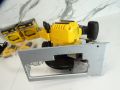 Dewalt DCS 512 / 2 x 3.0 Ah - Компактен акумулаторен циркуляр 12 V, снимка 6