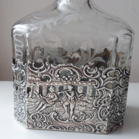 Стара кристална бутилка със сребърен обков-сребро 900, снимка 2 - Антикварни и старинни предмети - 44942499