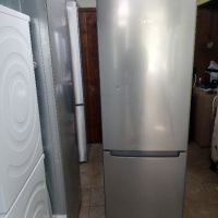 Иноксов комбиниран хладилник с фризер Бош Bosch no frost  2 години гаранция!, снимка 1 - Хладилници - 45154733