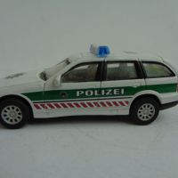 HONGWELL 1/72 BMW 3 POLICE ПОЛИЦИЯ МОДЕЛ КОЛИЧКА, снимка 1 - Колекции - 46100338