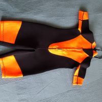 Детски костюм Gills за водни спортове (135-150 cm) в отлично състояние, снимка 2 - Други - 45400963