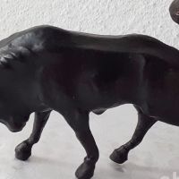 Антика кожа Бик телец фигура статуетка стара голяма черна пластика, рога, животно, Варна, снимка 2 - Статуетки - 45381724