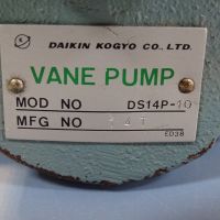 Хидравлична помпа DAIKIN DS14P-10 vane pump, снимка 6 - Резервни части за машини - 45336832