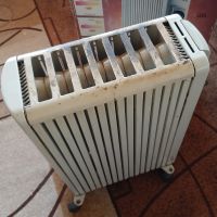 Маслен радиатор Delonghi, снимка 4 - Отоплителни печки - 45147918