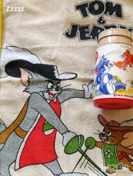 ретро хавлия и термос Том и Джери , снимка 1