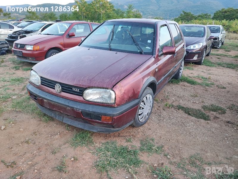 VW Golf 3 1.8 НА ЧАСТИ , снимка 1