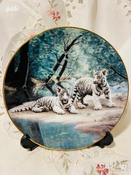 порцеланова чиния за стена , снимка 1