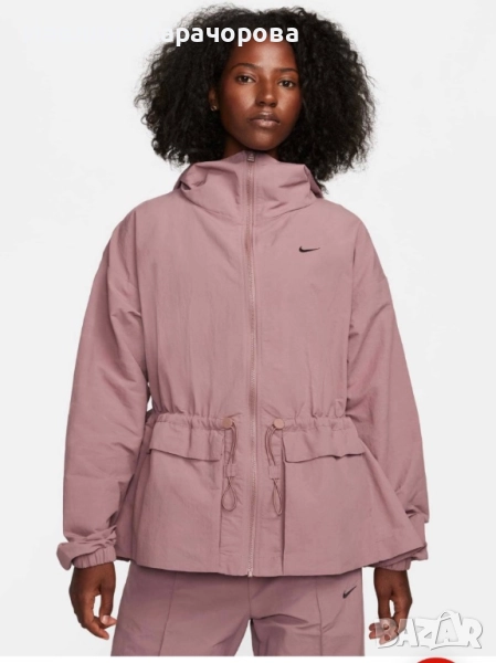 Дамско яке Nike, снимка 1