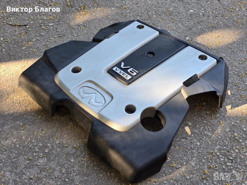 Капак двигател - Infiniti (V6), снимка 1