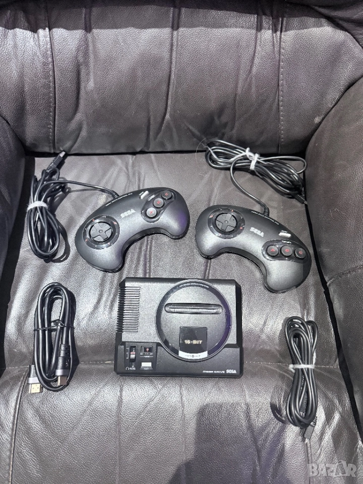 Sega megadrive mini с два контролера, снимка 1