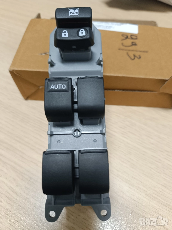 Бутони ел стъкла Тойота, снимка 1