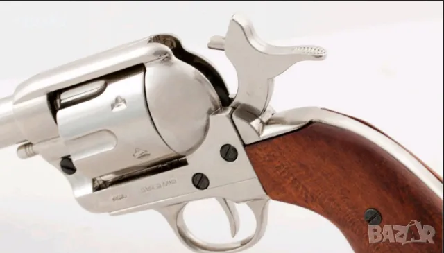 Класиката на уестърна. Каубойски револвер Колт, пистолет Colt 45, снимка 12 - Колекции - 24631792