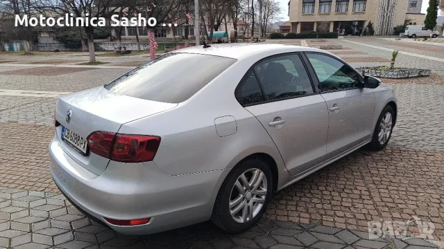 Vw Jetta 1.6 TDi 105p.s.,2013г., снимка 14 - Автомобили и джипове - 49454160