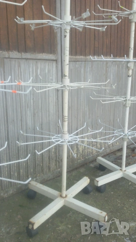 Въртящи се метални стойки за мартеници и други продукти, снимка 6 - Друго търговско оборудване - 53368511