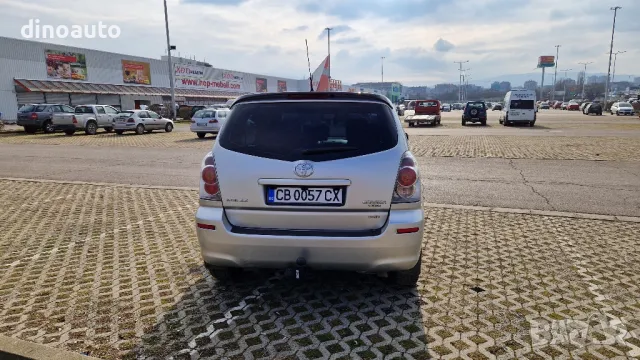 Toyota Corolla Verso, снимка 5 - Автомобили и джипове - 48995590