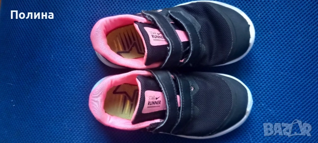 Детски маратонки Найки Nike за момиче 27 номер, снимка 2 - Детски маратонки - 52295179