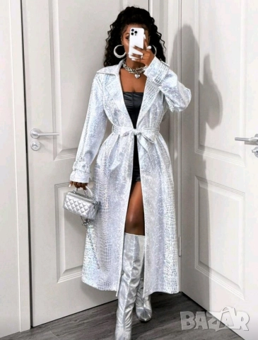 Страхотно Дамско Манто 